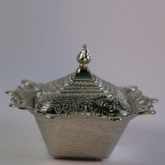 تصویر  قندان فلزی مربعی بزرگ