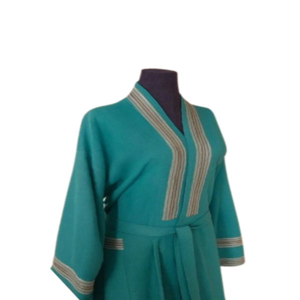 تصویر  تن پوش حمام بزرگسال طرح ساده