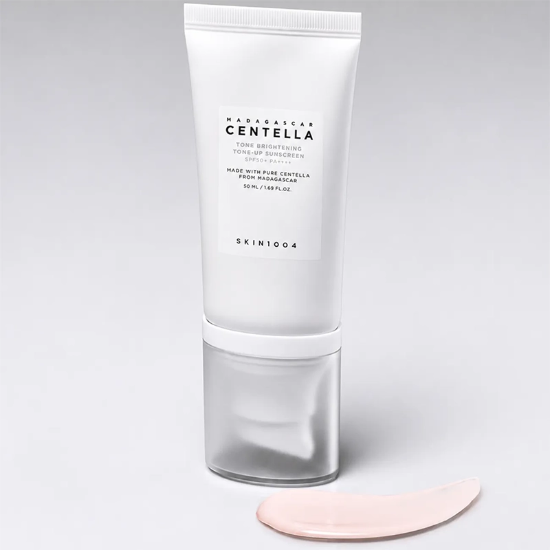 تصویر  ضد آفتاب رنگی تون آپ سنتلا اسکین 1004 اصل ضد لک و روشن کننده SPF50
