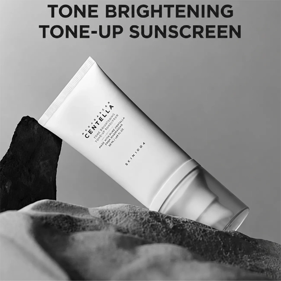تصویر  ضد آفتاب رنگی تون آپ سنتلا اسکین 1004 اصل ضد لک و روشن کننده SPF50