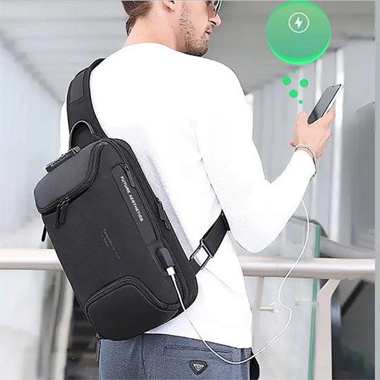 تصویر  کیف کراس بادی بنج اصل BANGE BG-7082 رمز دار با پورت USB