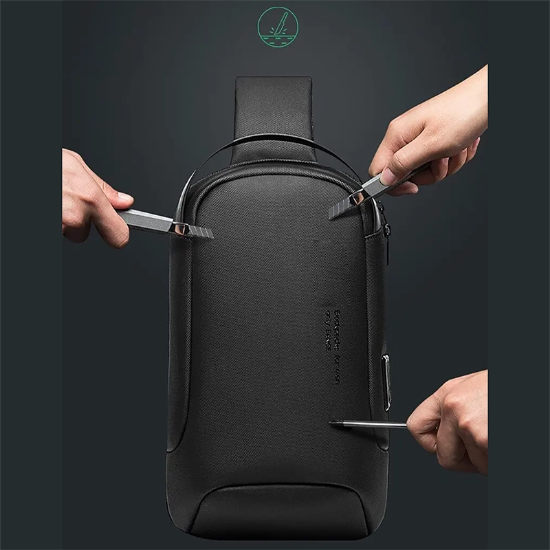 تصویر  کیف کراس بادی مردانه بنج BANGE اصل مدل BG-7221 ضدآب با درگاه شارژ