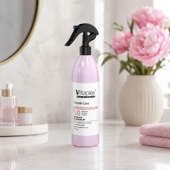 تصویر  اسپری نرم کننده مو ویتاپلکس مدل Vitamin Care فاقد سولفات مناسب موی خشک و نرمال 300ml