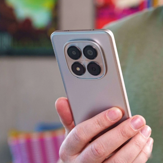 تصویر  گوشی موبایل شیائومی مدل Redmi Note 15 Pro 4G دو سیم کارت ظرفیت 256 گیگابایت و رم 8 گیگابایت